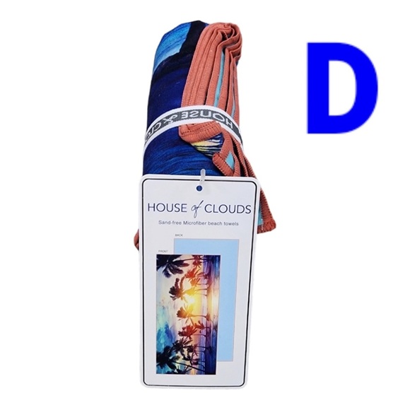 House of Clouds - Microfiber Beach Towel - Picture 8 of 11